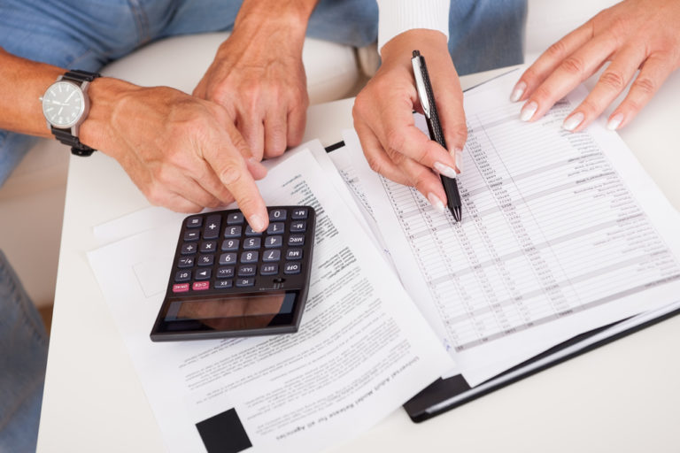 Konsulting finansowy i podatkowy  – jakie korzyści może przynieść współpraca z biurem rachunkowym?